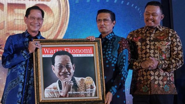 Presdir BCA Raih Indonesia Most Admired CEO 2017