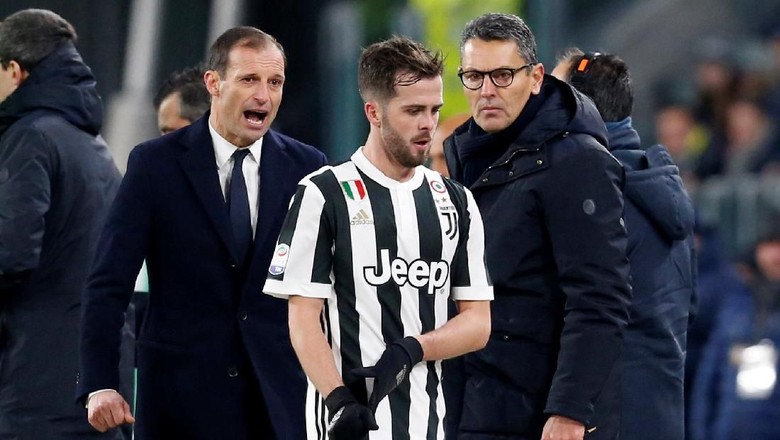 Pjanic: Aku Tak Punya Masalah dengan Allegri Pjanic: Aku Tak Punya Masalah dengan Allegri
