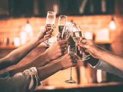 Pesta Tahun Baru, Dokter Ingatkan Agar Jangan Konsumsi Alkohol Berlebih