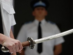 Serangan Samurai Tewaskan 3 Orang di Kuil Shinto Terkenal di Tokyo