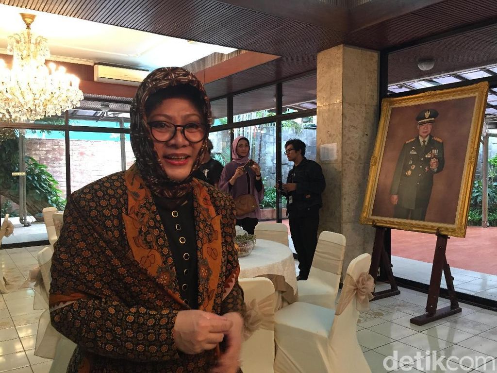 Tutut Soeharto: Bapak Dibilang Korupsi, Korupsi dari Mana Tutut Soeharto: Bapak Dibilang Korupsi, Korupsi dari Mana