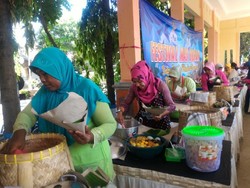 Pingin Cicipi Kuliner Khas Lamongan, Yuk ke Festival Nasi Boranan
