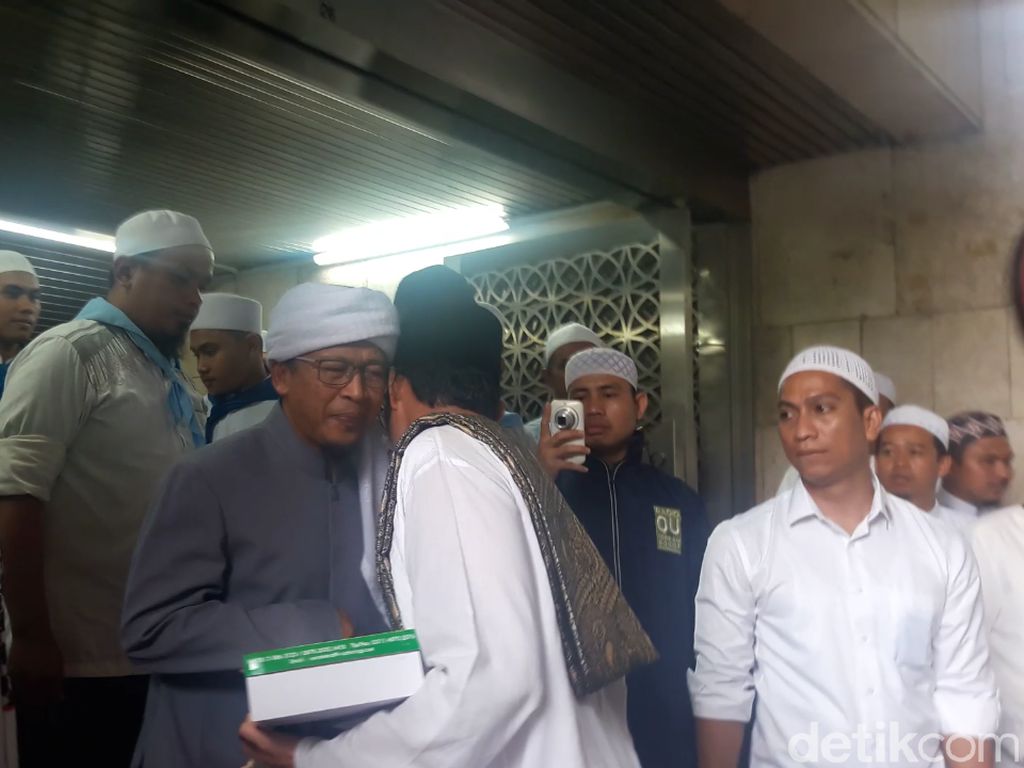 Sandi Minta Nasihat ke Aa Gym: Bagaimana Cara Agar Warga DKI Rukun? Sandi Minta Nasihat ke Aa Gym: Bagaimana Cara Agar Warga DKI Rukun?