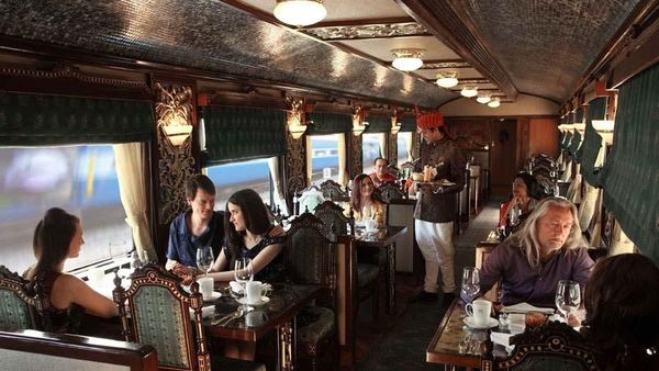 Foto: Inilah Kereta Bintang Lima