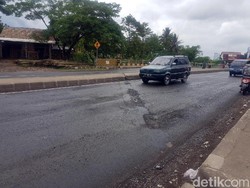 Kerap Makan Korban, Sambungan di Jalan Lingsel Sukabumi Berbahaya
