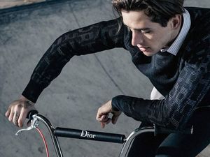 Dior Rilis Sepeda BMX Edisi Terbatas, Harga Rp 43 Jutaan Dior Rilis Sepeda BMX Edisi Terbatas, Harga Rp 43 Jutaan