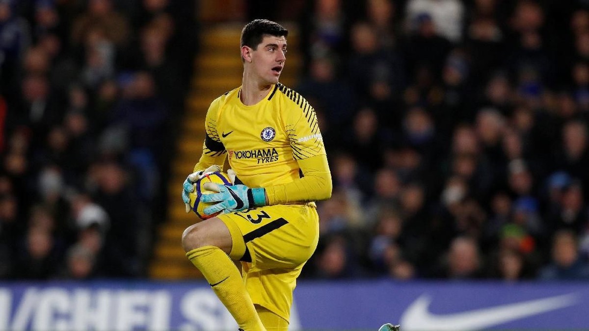 Thibaut Courtois bakal tinggalkan Chelsea musim panas ini? (Peter Cziborra/Reuters)