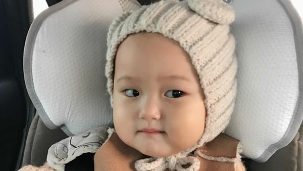 Foto Bayi Imut Ini Bisa Bikin Senin Kita Makin Semangat