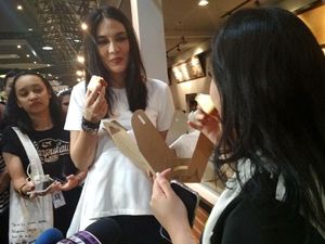 Buka Usaha di Tempat yang Sama, Luna Maya Merasa Disaingi Jedar?