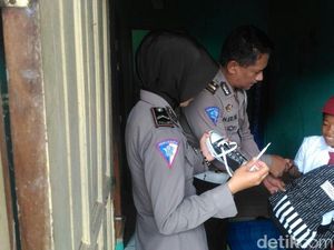 Bocah Garut Penjual Kerupuk Sudah Kembali Sekolah Bocah Garut Penjual Kerupuk Sudah Kembali Sekolah