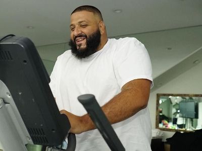 Telanjur Gemuk, Begini Semangatnya DJ Khaled Tetap Olahraga