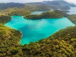 Tinggal di Pulau Terpencil Plus Dapat Duit Rp 1,3 Miliar, Kamu Berminat?