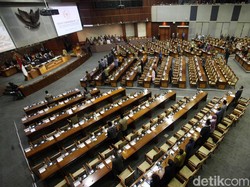 Prediksi Kursi DPR PDIP, Golkar hingga Gerindra Versi Charta Politika