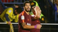 Di babak kedua, Barca mendapat keuntungan dengan unggul jumlah pemain. Itu setelah Daniel Raba dikartu merah menyusul pelanggaran kerasnya kepada Sergio Busquets di menit ke-60. Selepas Villarreal mendapat kartu merah, Barca lebih dominan hingga akhirnya bisa memaksimalkan keunggulan jumlah pemain. Di menit ke-72, Suarez membawa mereka memimpin 1-0. Heino Kalis/Reuters.