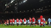 Old Trafford menjadi panggung untuk pertarungan antara dua tim teratas di papan klasemen Premier League saat ini.  (Foto: Michael Regan/Getty Images)