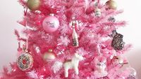 Foto: Inspirasi Pohon Natal Pink Kekinian yang Lagi Tren