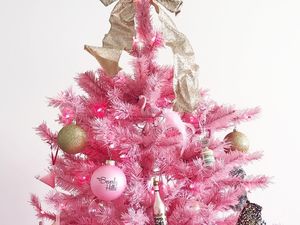 Foto: Inspirasi Pohon Natal Pink Kekinian yang Lagi Tren Foto: Inspirasi Pohon Natal Pink Kekinian yang Lagi Tren