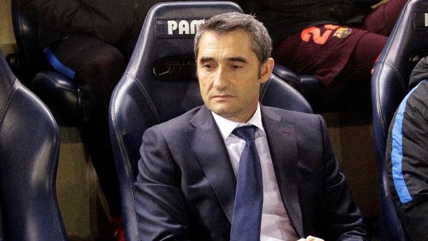 Ernesto Valverde lebih senang menggunakan formasi 4-4-2 di Barcelona.