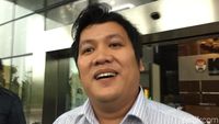 Senyum Hilman Mattauch yang Sopiri Novanto Usai Diperiksa KPK