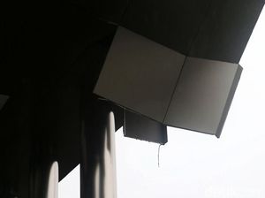 Penampakan Plafon Lobi KPK yang Jebol Akibat Hujan Deras