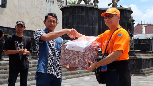 BNI Life Berbagi kepada Warga Gunung Kidul