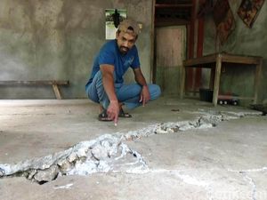 Penampakan Fenomena Tanah Bergerak di Purworejo