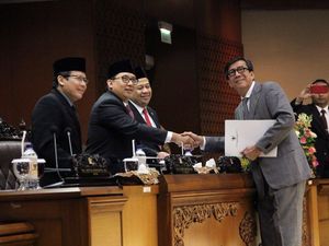 UU Kepalangmerahan Resmi Disahkan, DPR Tutup Masa Sidang