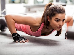 7 Manfaat Push Up dan Cara Melakukan Gerakannya dengan Benar