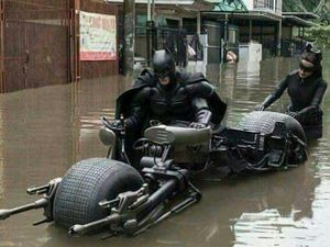 Deretan Meme Jakarta Banjir yang Bikin Nyengir