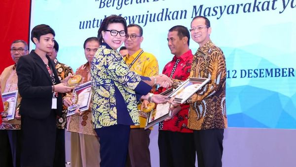 Bank bjb Raih Penghargaan BUMD Terbaik dari KPK