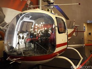 Foto: Replika Pesawat Kepresidenan dan Helikopter di Batu