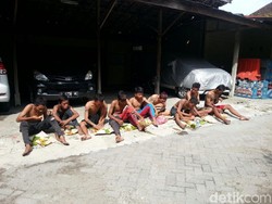 Anjal Diberi Nasi Bungkus Saat Terjaring Razia, Ini Kata Polisi