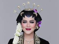 Ungkapan Bahagia dan Haru Kahiyang Ayu Terpilih Jadi Model Pengantin Solo