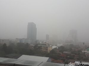 Waspada, Hujan Lebat Kembali Guyur Jakarta