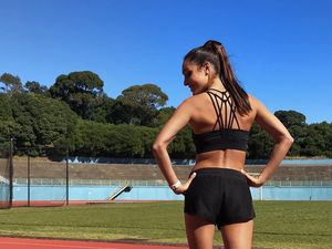 Cukup 28 Menit, Begini Olahraga Kayla Itsines yang Digandrungi Selebriti Dunia Cukup 28 Menit, Begini Olahraga Kayla Itsines yang Digandrungi Selebriti Dunia