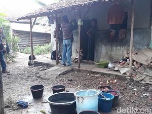 Menengok Keluarga Bayi yang Ditolak Berobat ke Puskesmas di Brebes Menengok Keluarga Bayi yang Ditolak Berobat ke Puskesmas di Brebes