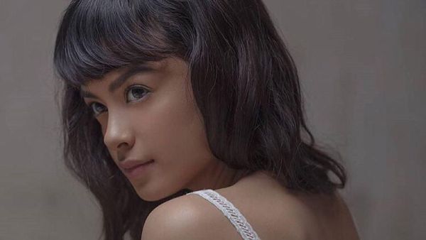 Eva Celia, Anak Sophia Latjuba yang Cinta Musik dan Berpetualang