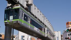 Canggih! Ada Monorail Terbalik di Jepang