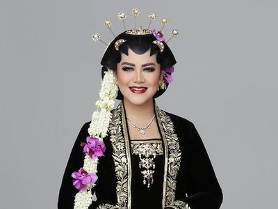 Foto: Kahiyang Ayu Manglingi Banget Saat Jadi Model Pengantin Solo