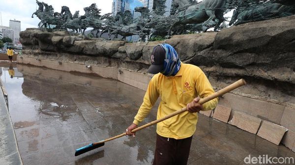 Bakal Direnovasi, Kolam Patung Kuda Dikeringkan
