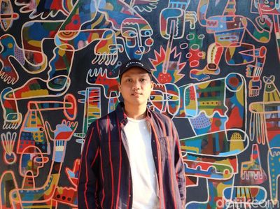 Dari Musik Kini Abenk Alter Eksis Sebagai Seniman Visual