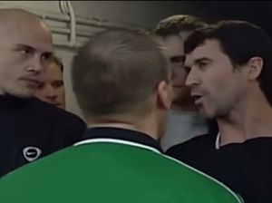 Lima Keributan Heboh di Lorong Stadion pada Laga Sepakbola