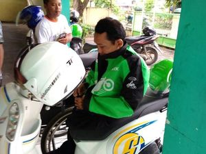 Difabel yang Jadi Driver Ojek Online, Bikin SIM D Langsung Lulus