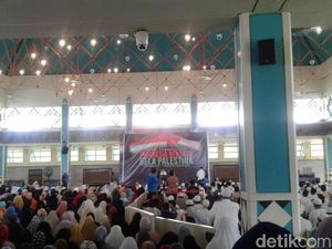 Orasi Bela Palestina di Masjid PI, Bachtiar Nasir-Felix Siauw Hadir Orasi Bela Palestina di Masjid PI, Bachtiar Nasir-Felix Siauw Hadir