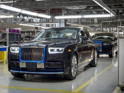 Keistimewaan Rolls-Royce Phantom Seharga Rp 20 M Kado untuk Nagita Slavina