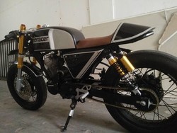 Cafe Racer Ini Disapa Amoracer, Keren Tidak?