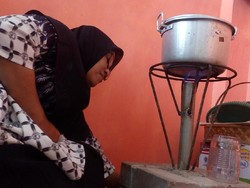 Warga di Mojokerto Ini Santai saat Elpiji Langka, Ini Sebabnya