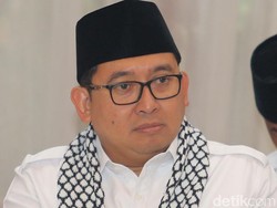 Cerita Fadli Zon Ingin Buat Album Musikalisasi dari Karya Puisinya