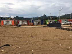 Asyik! Pantai di Trenggalek Ini Bakal Punya Kafe Kontainer Kekinian