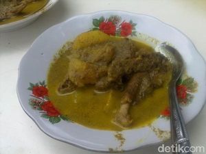 Dari Serambi Mekkah yang Lezat, Sie Itek Merah dan Putih